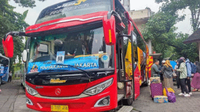 Kementerian Perhubungan melalui Direktorat Jenderal Perhubungan Darat, menggelar program mudik gratis pada momen libur Natal dan Tahun Baru (Nataru) 2024/2025. Total ada 88 unit bus dan dua truk yang digunakan sebagai angkutan motor.