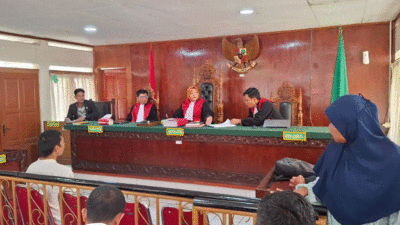 Pengadilan Negeri (PN) Tanjung Pati memvonis terdakwa pelaku pembunuhan ketua kelompok PNM (Permodalan Nasional Madani) Membina Ekonomi Keluarga Sejahtera (MEKAAR)