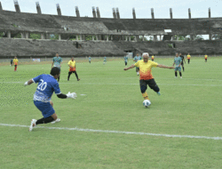 Mahyeldi Tak Cuma Jagoan di Pilkada, Ternyata Piawai Pula Main Bola
