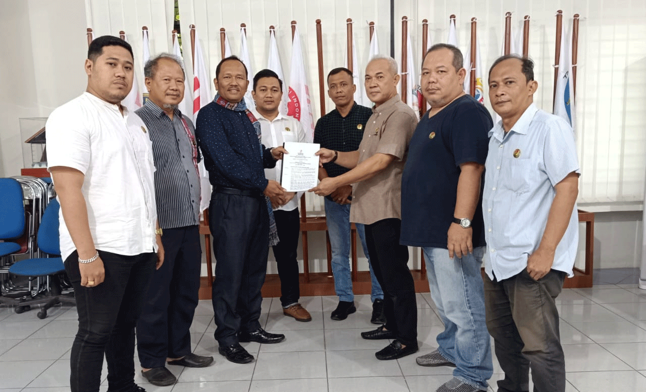 Pengurus Harian Komite Olahraga Masyarakat Indonesia (KORMI) Medan menyerahkan mandat ke bidang hukum untuk menyelesaikan dugaan pungli.
