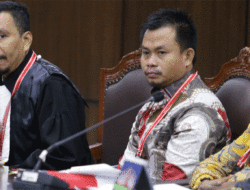 KPU dan Bawaslu Nias Selatan Bantah Soal Ijazah Tak Sah 5 KPU dan Bawaslu Nias Selatan Bantah Soal Ijazah Tak Sah