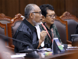 Pilkada Kota Padang Dinilai Sarat Pelanggaran yang Melibatkan Aparat Pemerintahan 6 Pilkada Kota Padang Dinilai Sarat Pelanggaran yang Melibatkan Aparat Pemerintahan