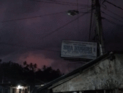 Nestapa di Ruas Payakumbuh-Lintau, Jalan Rusak, Lampu Jalan Mati Pula