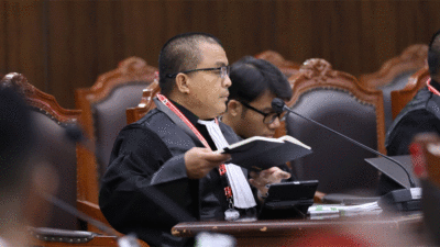 Denny Indrayana selaku kuasa hukum Pemohon Pemeriksaan Pendahuluan Perkara Nomor 261/PHPU.GUB-XXIII/2025 Perselisihan Hasil Pemilihan Umum Gubernur Sulawesi Utara. (Humas/Ifa)