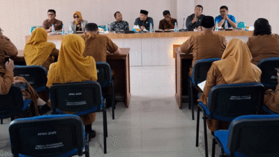 Komisi C DPRD Payakumbuh kunjungan kerja ke kantor Dinas Pendidikan di komplek perkantoran Padang Kaduduak, Kecamatan Payakumbuh Utara, Senin (20/1/2025).