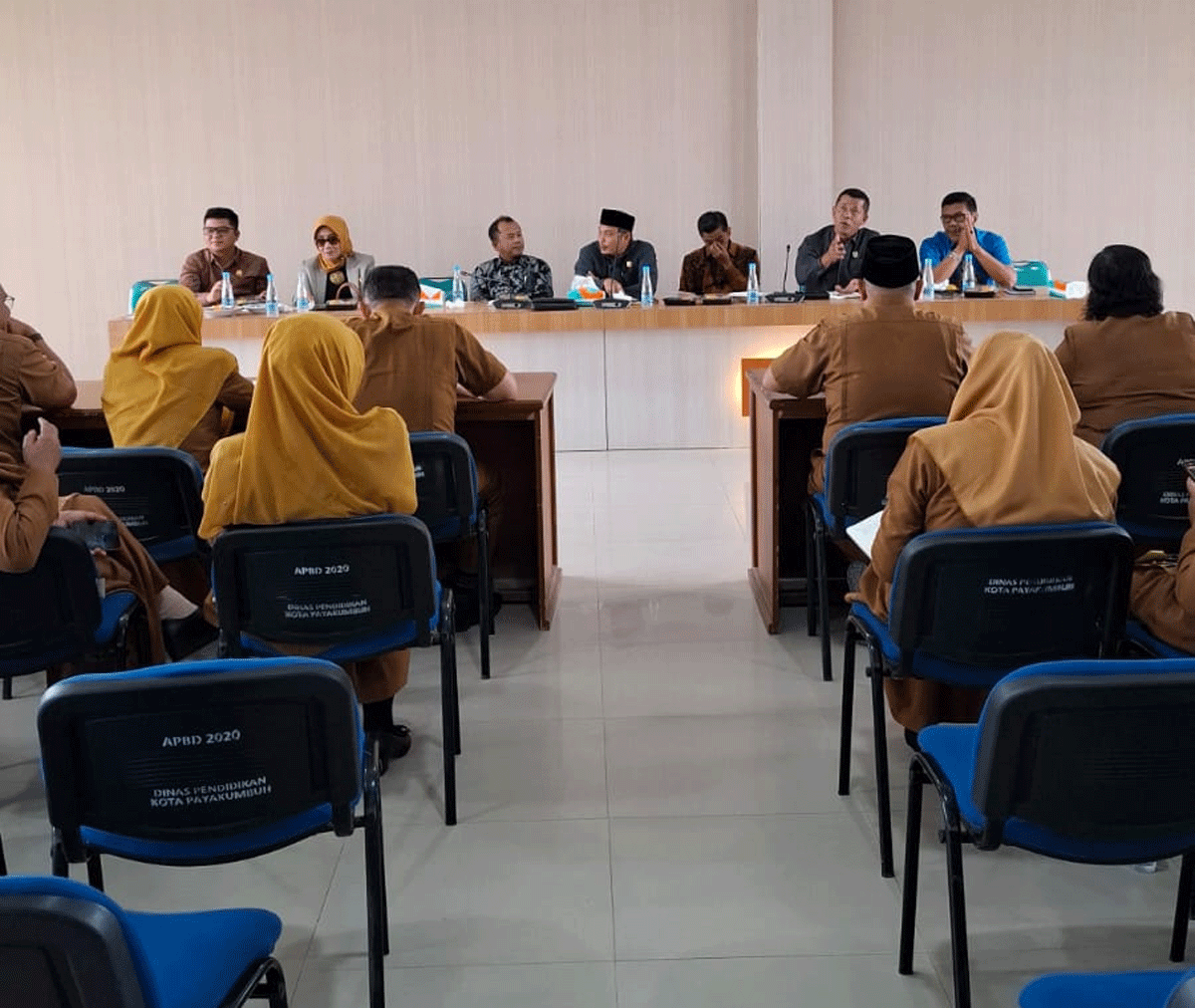 Komisi C DPRD Payakumbuh kunjungan kerja ke kantor Dinas Pendidikan di komplek perkantoran Padang Kaduduak, Kecamatan Payakumbuh Utara, Senin (20/1/2025).