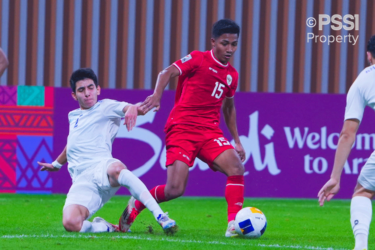 Duel Indonesia dengan Uzbekistan. (pssi)