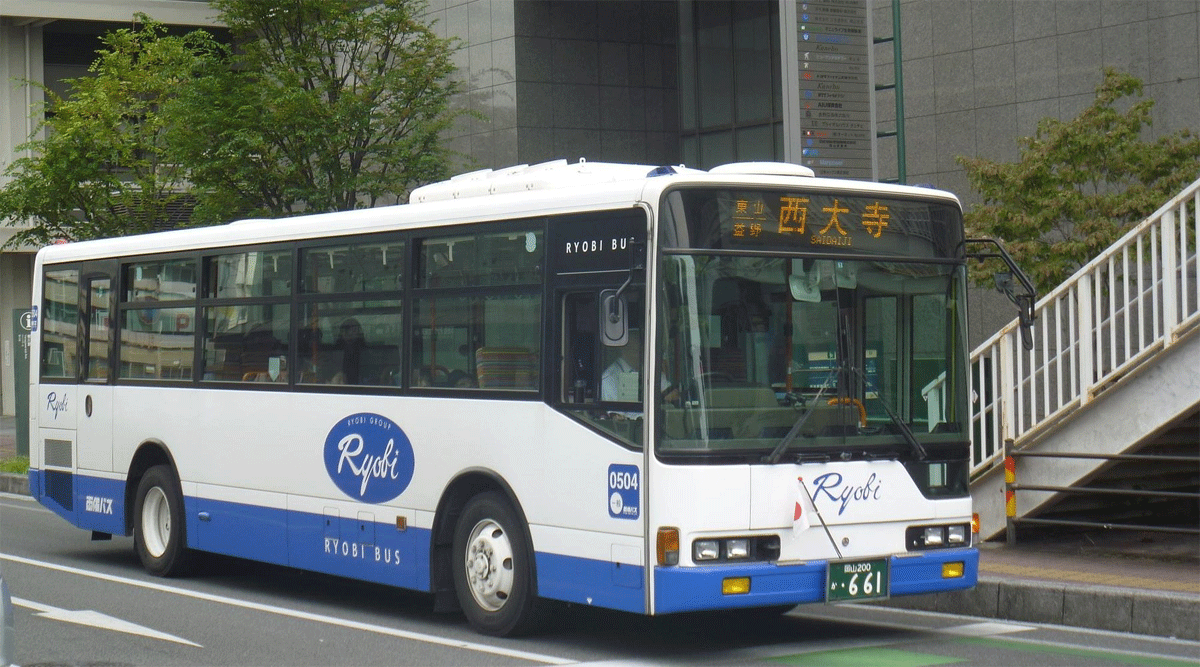 Salah satu armada bus Ryobi Group yang menjadi tempat Iyus bekerja sebagai sopir di Jepang.