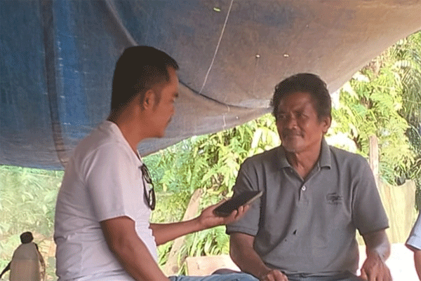 Wawancara dengan salah satu warga Dusun Tikam Gajah
