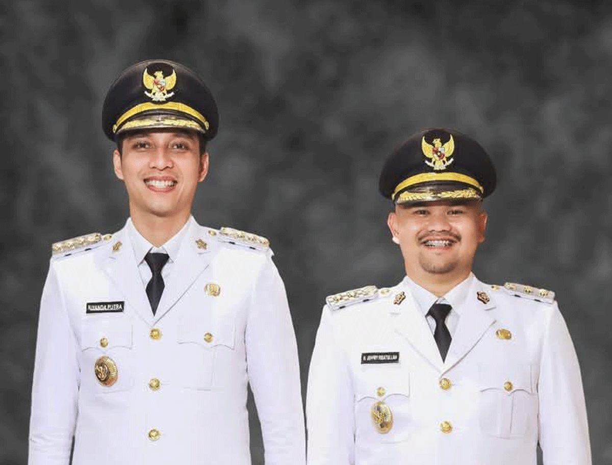 Wali kota dan wakil wali kota Sawahlunto terpilih.