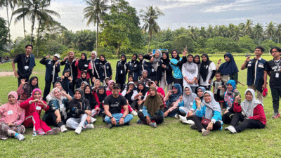 Edukasi Pola Hidup Sehat, Mahasiswa KKN Universitas Andalas Senam Bersama Warga di Nagari Campago