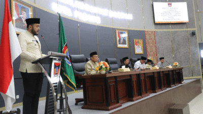 Dewan Perwakilan Rakyat Daerah (DPRD) Kota Padang adakan rapat paripurna dengan agenda penyampaian laporan keterangan pertanggungjawaban Wali Kota 2024. Rapat paripurna diadakan di ruang sidang utama gedung dewan komplek perkantoran Aie Pacah, Senin (10/3/2025).