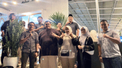 Foto bersama usai buka puasa