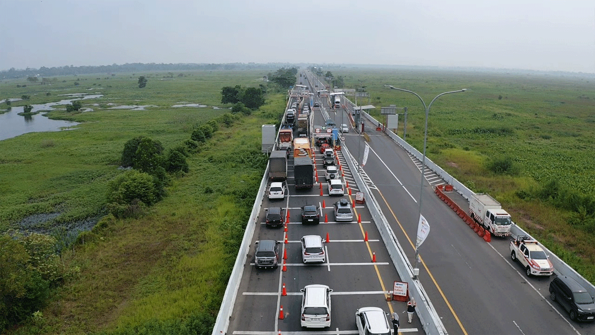 Jalan Tol Trans Sumatera yang dikelola Hutama Karya
