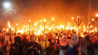 Ilustrasi pawai obor.