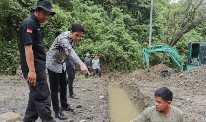 Wali Kota Riyanda tinjau perbaikan jalan di Kandi