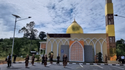 Masjid H Alisma Alius