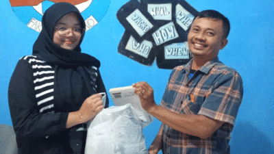 Penyerahan buku
