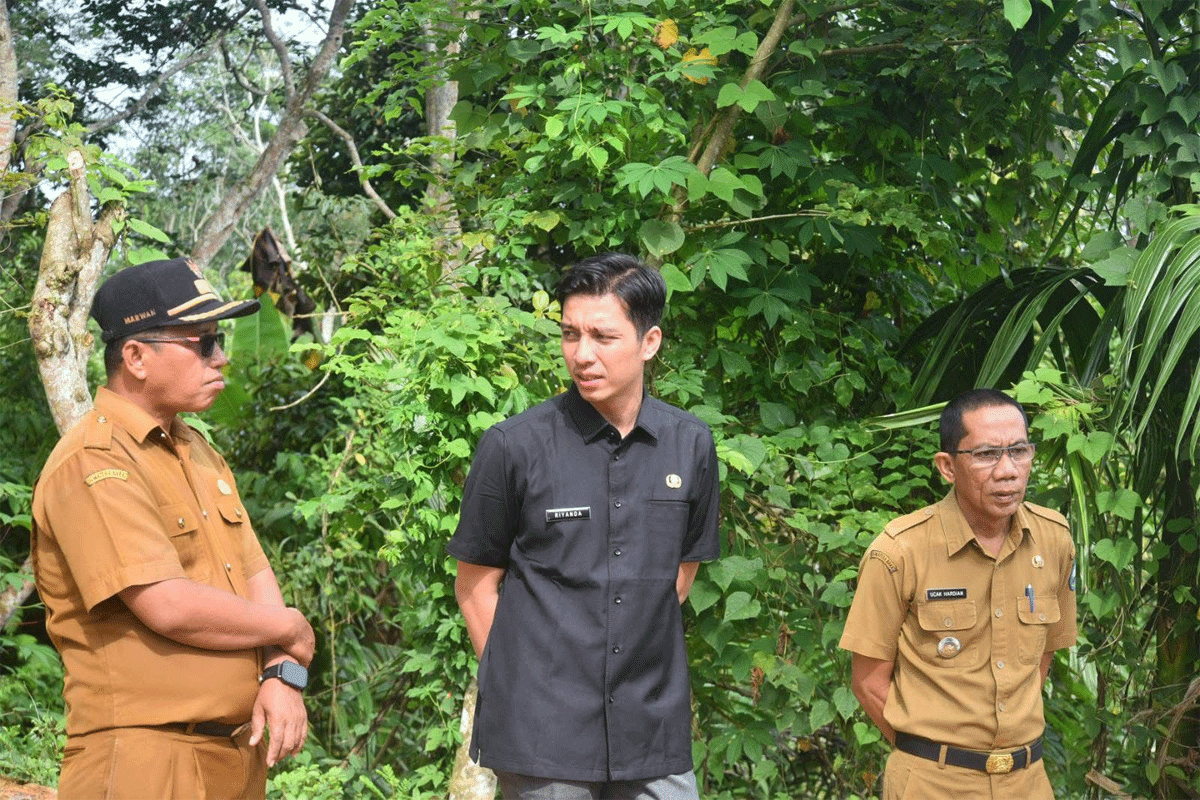Wali Kota Sawahlunto, Riyanda Putra tinjau tower base transceiver station (BTS) yang selesai dibangun di Desa Batu Tanjung, Kecamatan Talawi, Selasa (18/3/2025).