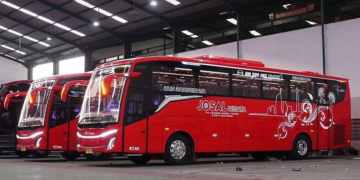 Bus baru PO Josal Wisata. (Instagram @adiputro_official)