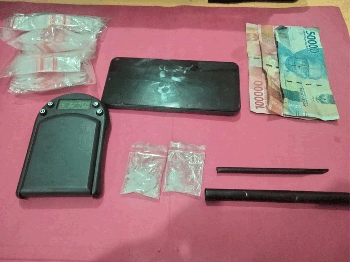 Barang bukti yang diamankan polisi