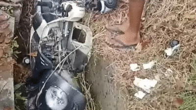 Sepeda motor yang mengalami kecelakaan