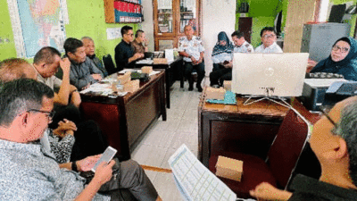 Ketua beserta anggota Komisi II DPRD Padang kunjungi UPTD Parkir Dishub, Senin (21/4/2025).
