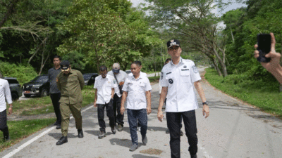 Wali Kota Riyanda Putra tinjau sejumlah lokasi sport tourism di Kota Sawahlunto, termasuk Sirkuit Road Race Kandi, Rabu (8/4/2025).