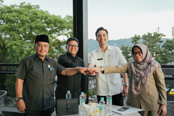 Wali Kota Riyanda bersama tiga anggota DPRD Sumbar asal Sawahlunto