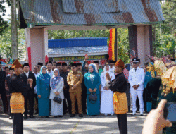 Marta Arigo Dilantik Jadi Wali Nagari, Bupati Tanah Datar Titip Camat ke Masyarakat Sungayang
