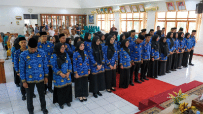 Mereka yang menerima SK dari Bupati Tanah Datar. (Prokopim)