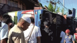 Bus ALS Kecelakaan di Padang Panjang, 13 Penumpang Dilarikan ke Rumah Sakit, Masih Ada yang Terjepit