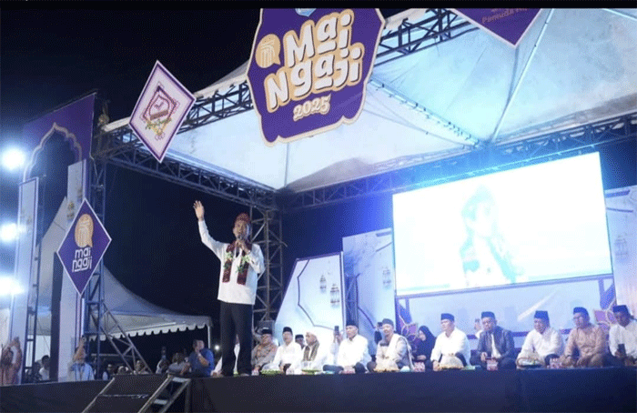 Ustaz Abdul Somad (UAS) beri ceramah pada tabligh akbar di Kabupaten Buteng