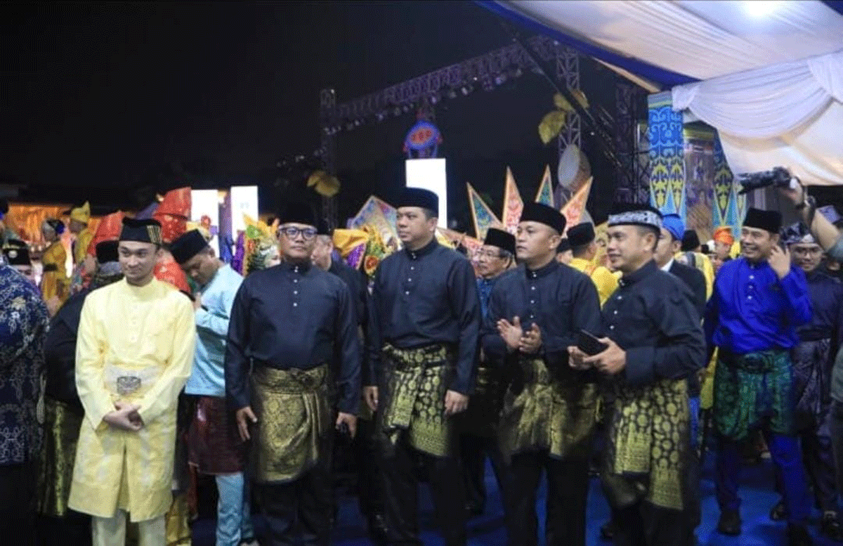 Komandan Detasemen Polisi Militer 1/5 Medan, Letkol CPM Hanri Wira Kusuma hadiri pembukaan Gelar Melayu Serumpun (GEMES) ke-8 di Istana Maimun Medan, Rabu (21/5/2025).