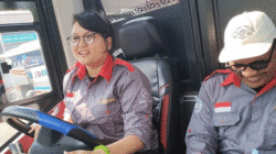 Bertambah Driver Perempuan di Lintasan Jakarta-Sumbar, Mantan Driver Agramas Gabung dengan Al Hijrah
