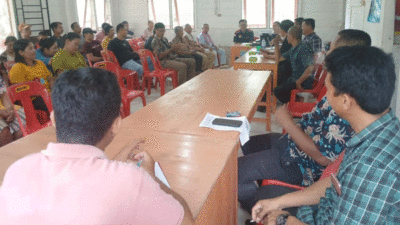 Pemerintah Desa Tuhegeo II adakan Musyawarah Desa Khusus (Musdessus) Pembentukan Koperasi Merah Putih yang berlangsung di kantor desa, Jumat (30/5/2025).