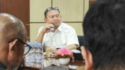Kepala Biro Adpim, Mursalim.