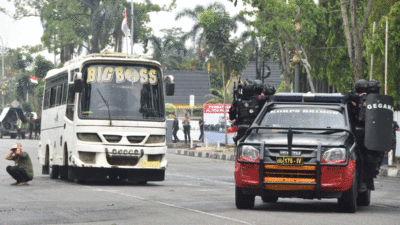 Tim Polda Riau sedang jalani latihan.