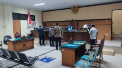 Sidang di PTUN Padang