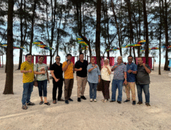 Saat Kunjungi Pantai Romantis, Ketua SMSI Sumut Minta Zuhari Evaluasi Kepengurusan Serdang Bedagai