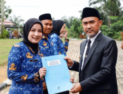 Ratusan Calon Pegawai Negeri Sipil Terima SK, Ini Pesan Bupati Bungo 11 Ratusan Calon Pegawai Negeri Sipil Terima SK, Ini Pesan Bupati Bungo