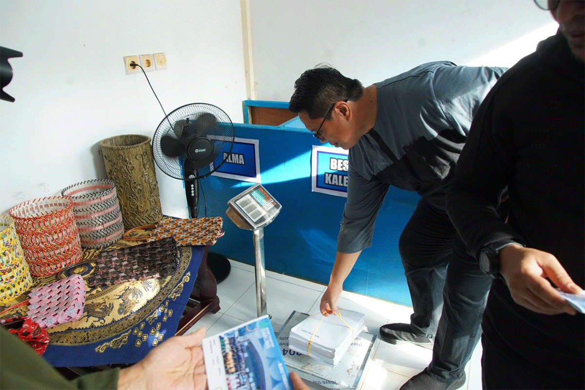 Penimbangan sampah. (prokopim)
