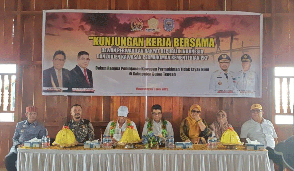 Pertemuan dengan masyarakat. (Kominfo)