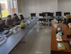 Pasien Ditolak di RSUD dr. Rasidin, DPRD Padang Minta Nakes Punya Empati dan Ramah pada Masyarakat 10 Pasien Ditolak di RSUD dr. Rasidin, DPRD Padang Minta Nakes Punya Empati dan Ramah pada Masyarakat