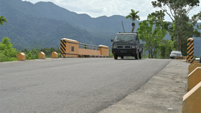 Jembatan Kuramik yang kini mulus. (Biro Adpim)