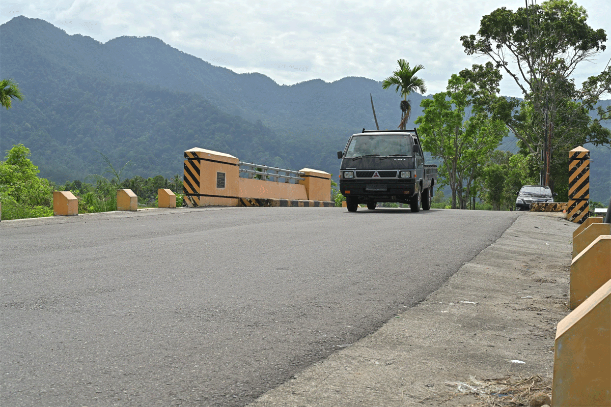 Jembatan Kuramik yang kini mulus. (Biro Adpim)