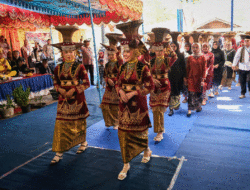 1.000 Katidiang Saok Ditampilkan di Festival Langgam Nagari Tanjung Alam