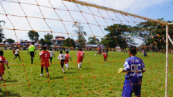 48 Tim Sepak Bola dari Sumbar, Riau dan Jambi Ikuti Festival Usia Dini Putra Serambi Cup II