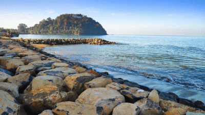 Pantai Padang.