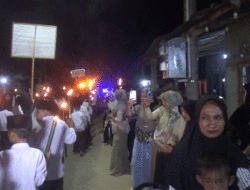 Pawai Obor Meriahkan Penyambutan Tahun Baru Islam di Nagari Sikabau